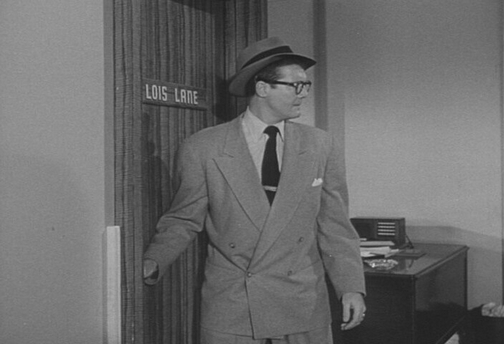 Clark's office and Lois' office were the same.