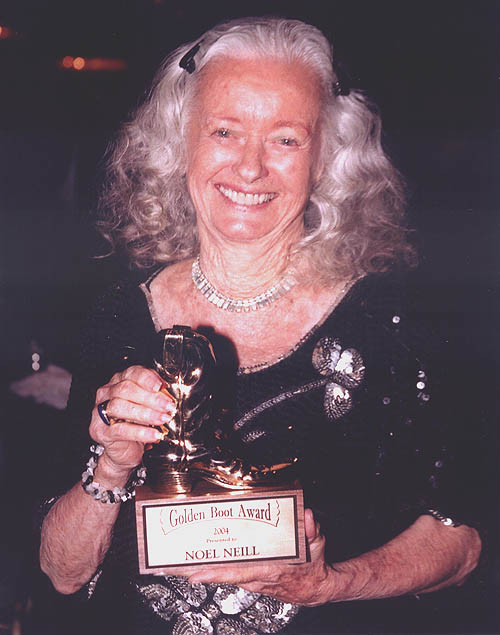 Noel Neill receives the Golden Boot Award, 2004